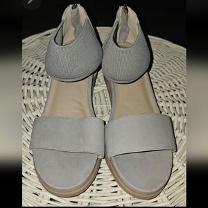 Steven By Steve Madden Gray Sandals